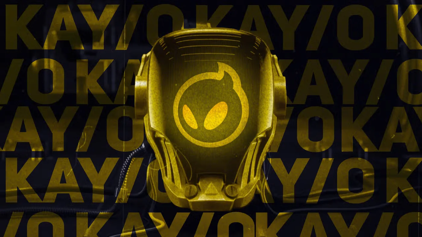 Article header: the KAY/O helmet in Dignitas yellow over repeating KAY/O lettering